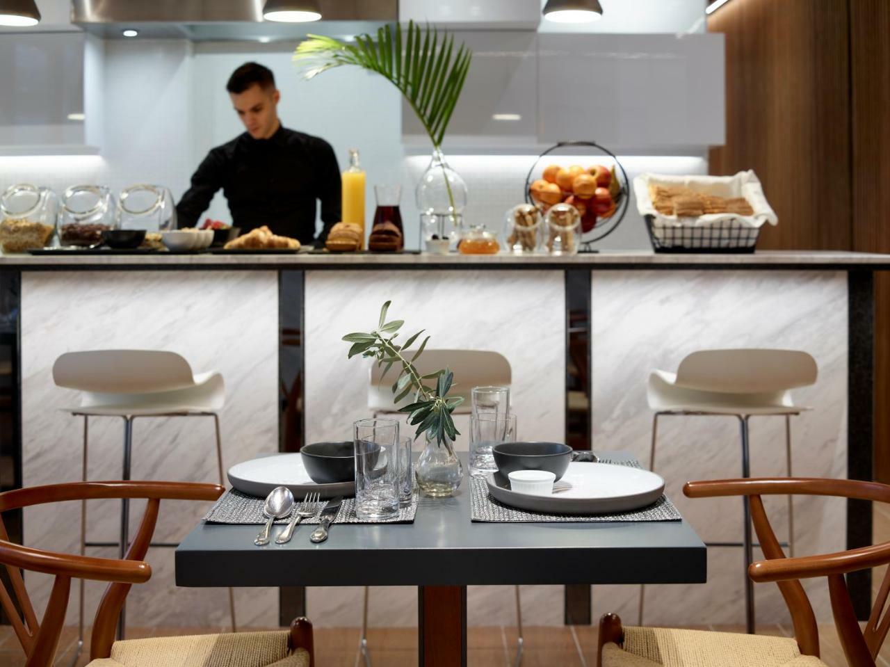 Athens Ikon Aparthotel Bagian luar foto