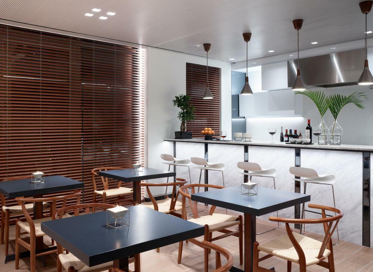 Athens Ikon Aparthotel Bagian luar foto